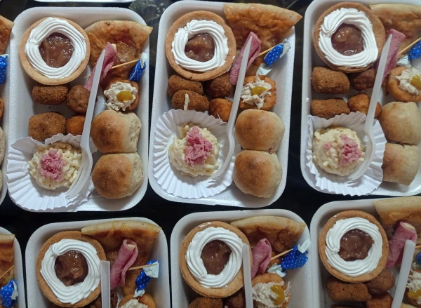 Contratar Buffet [Mínimo 20 Platos]'s foto | Tienda Demo |  BizneCubano